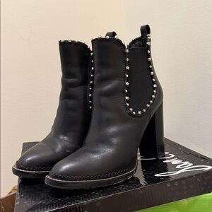 Sam Edelman Salma Black Studded Ankle Boots (sz8)
